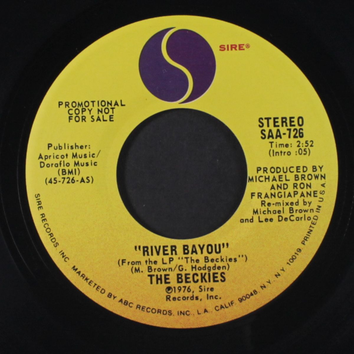 river bayou / mono by BECKIES