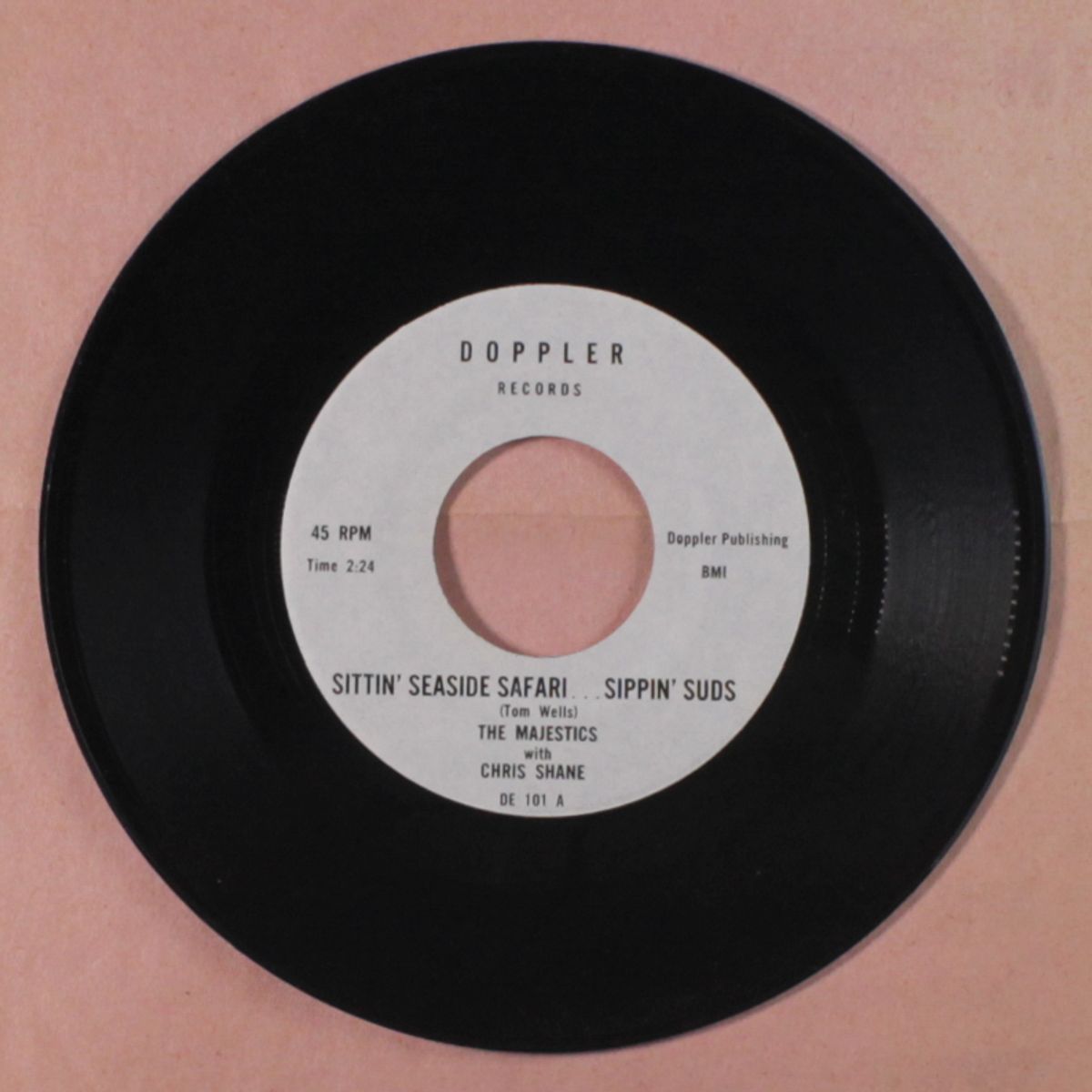 sittin' seaside safari..sippin' suds / try me by MAJESTICS W/ CHRIS SHANE