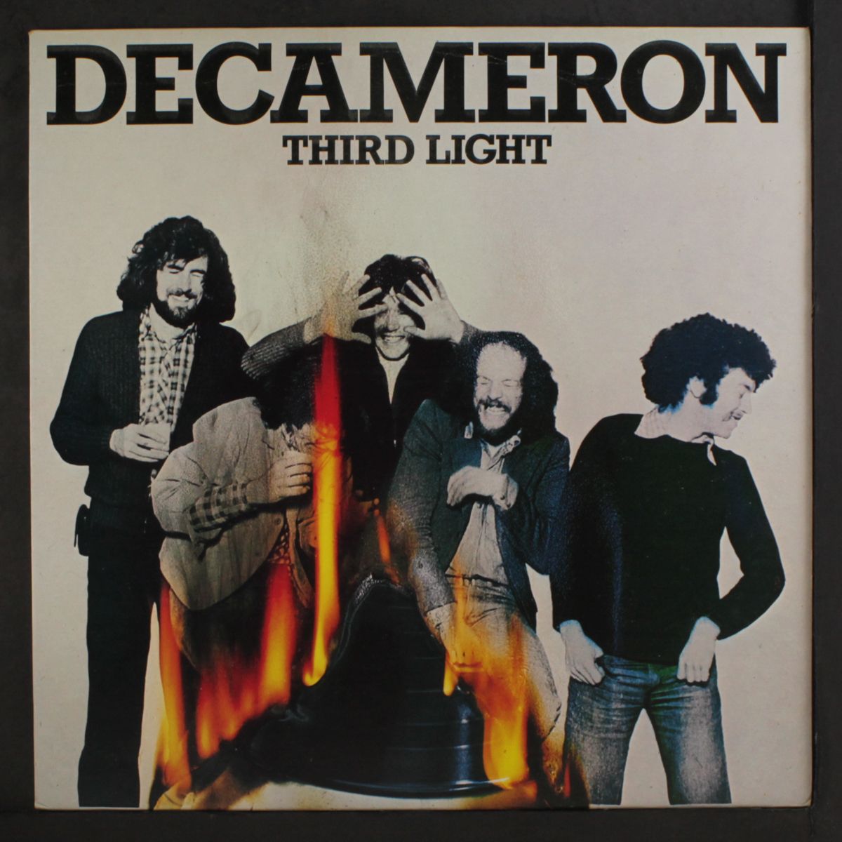third light by DECAMERON