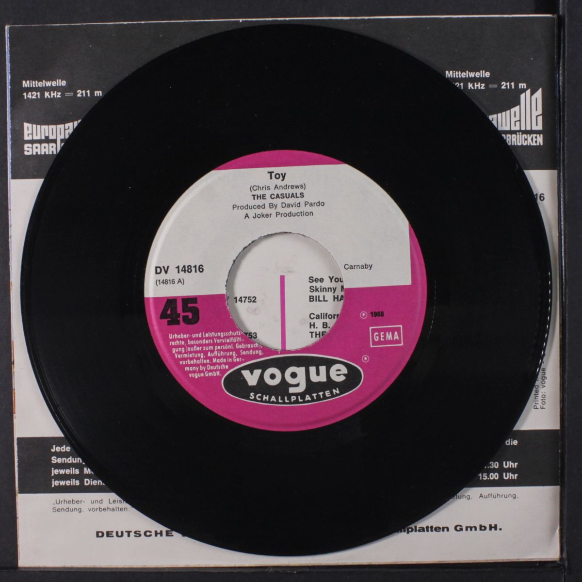 toy / hey, hey, hey by CASUALS