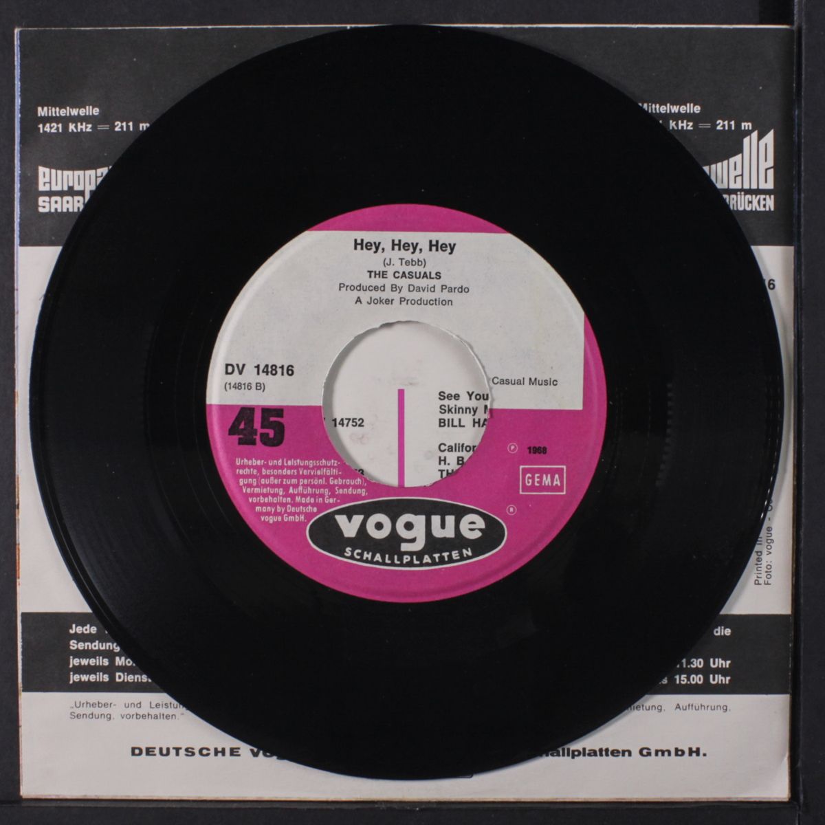 toy / hey, hey, hey by CASUALS
