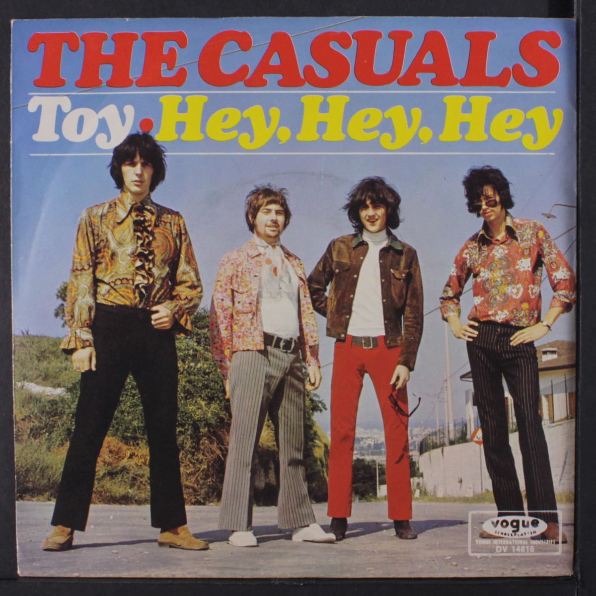toy / hey, hey, hey by CASUALS