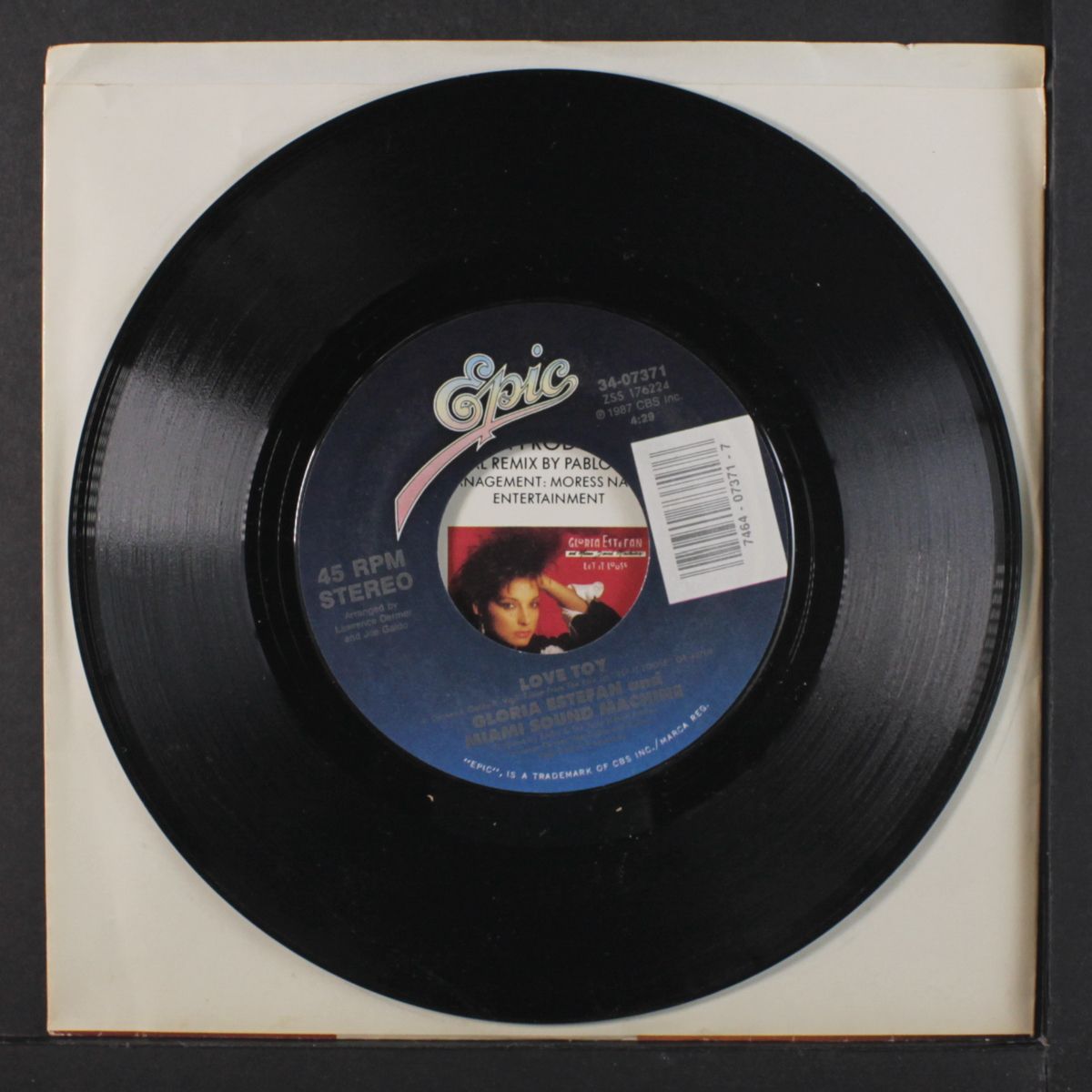 betcha say that / love toy by GLORIA ESTEFAN