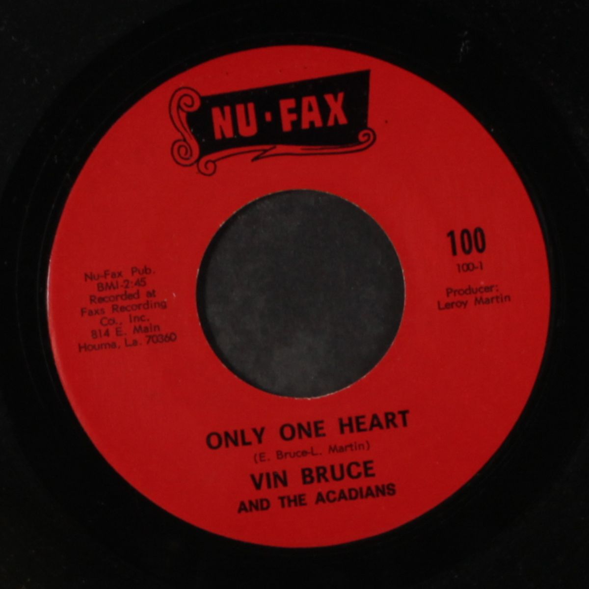 only one heart / my heart don't understand by VIN BRUCE