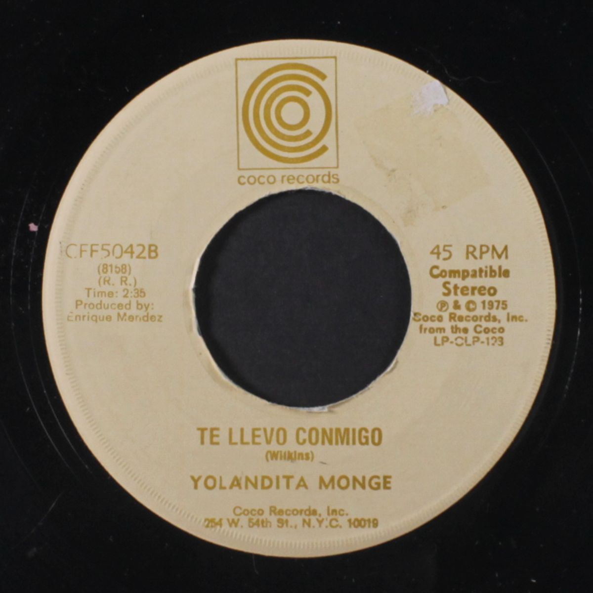 cierra los ojos y juntos recordemo / te llevo conmigo by YOLANDITA MONGE