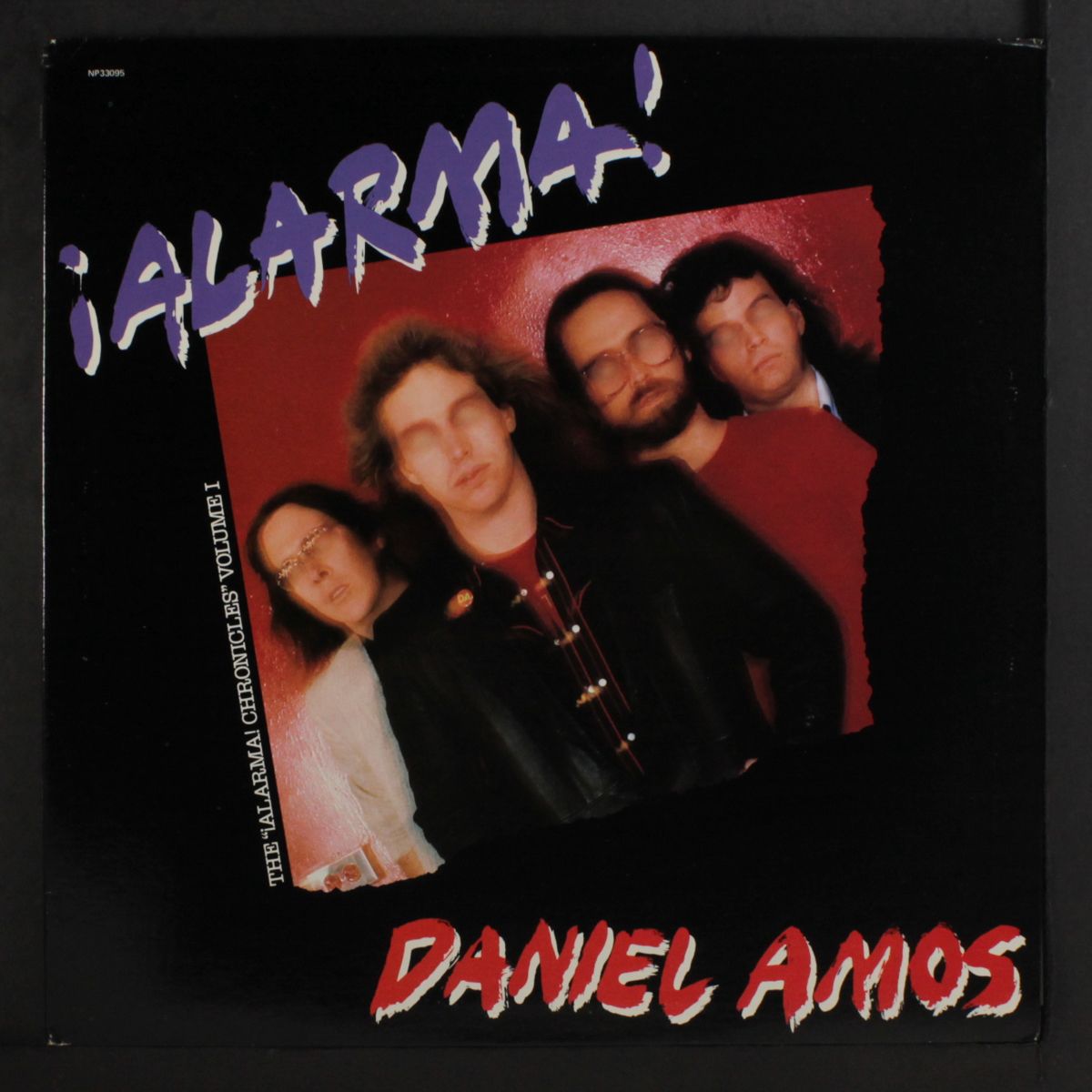 alarma! by DANIEL AMOS