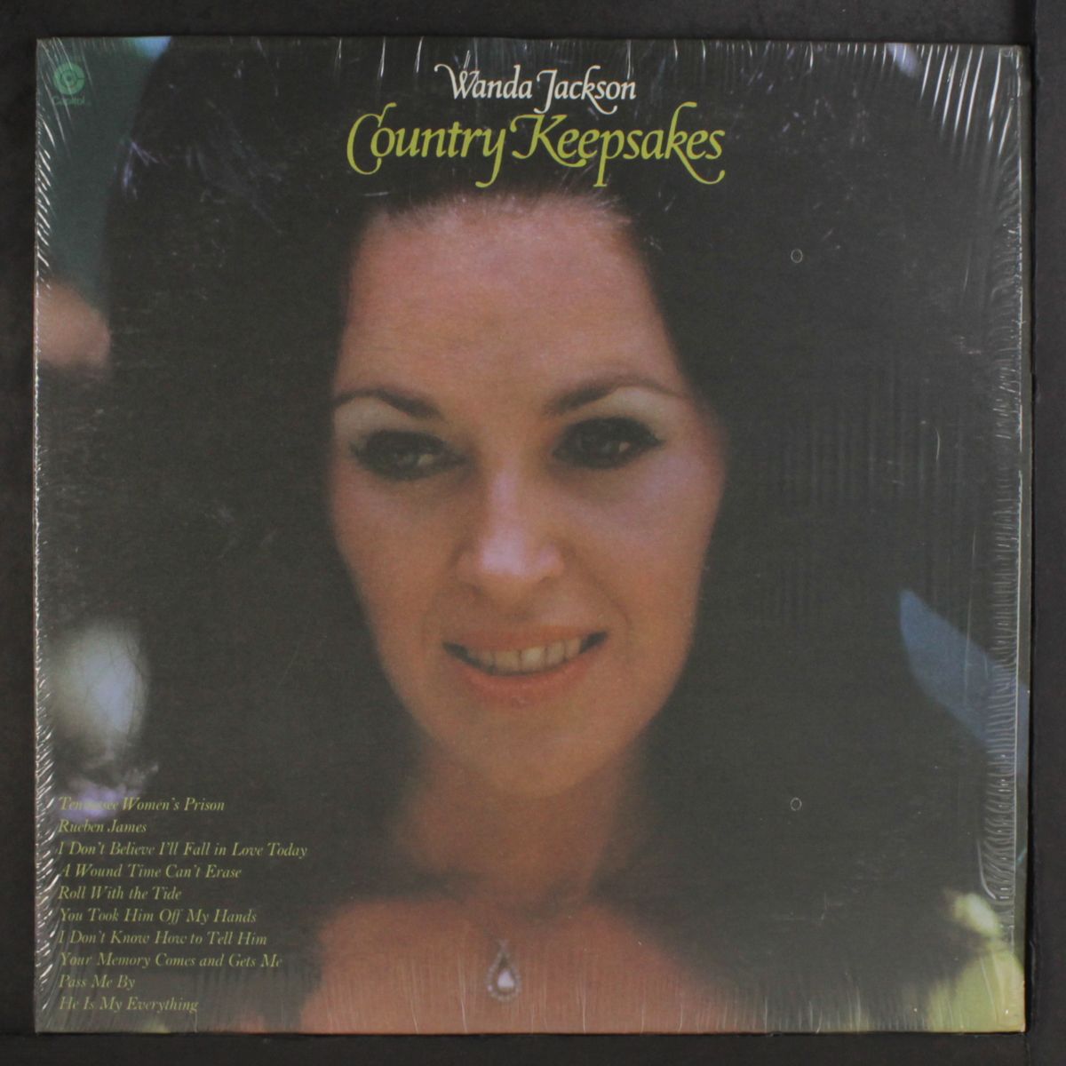 country keepsakes by WANDA JACKSON