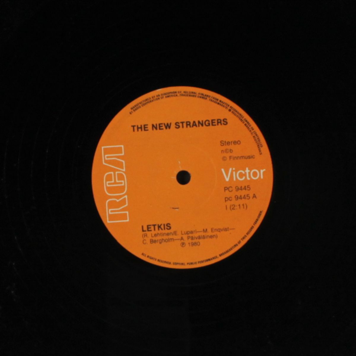 letkis by NEW STRANGERS