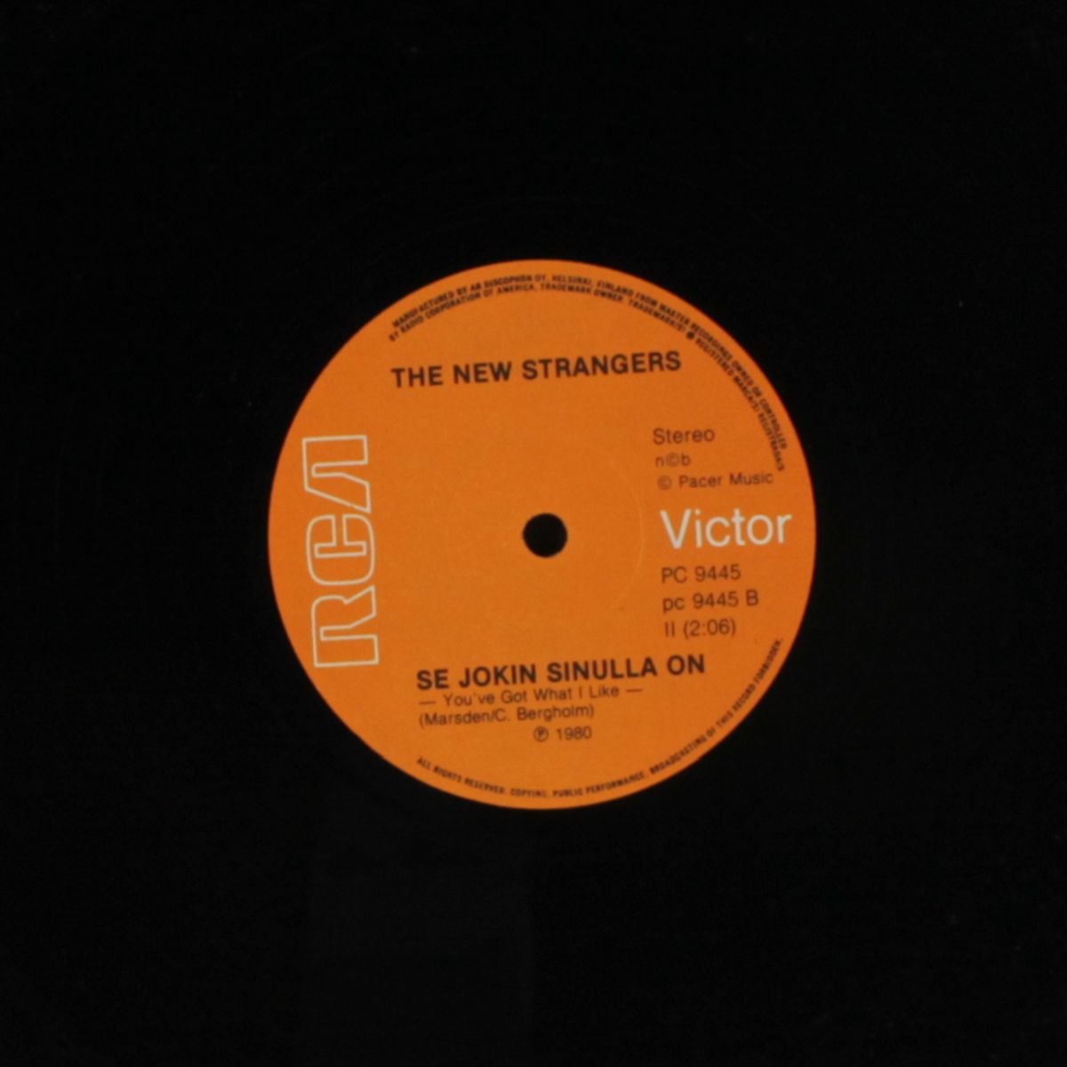 letkis by NEW STRANGERS