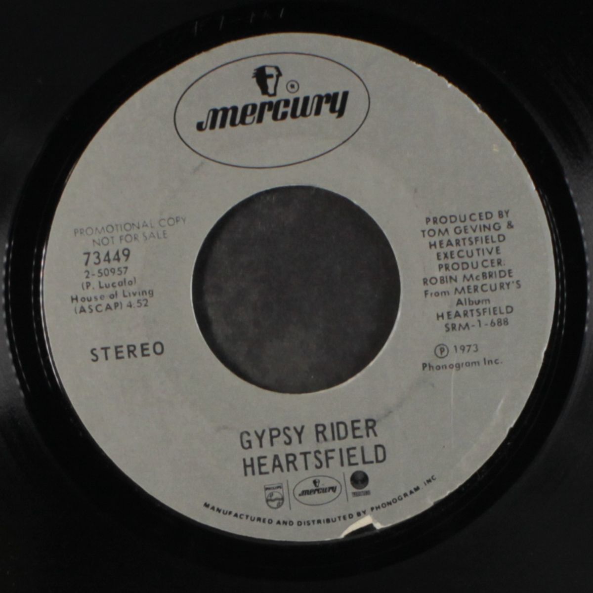 music eyes by HEARTSFIELD