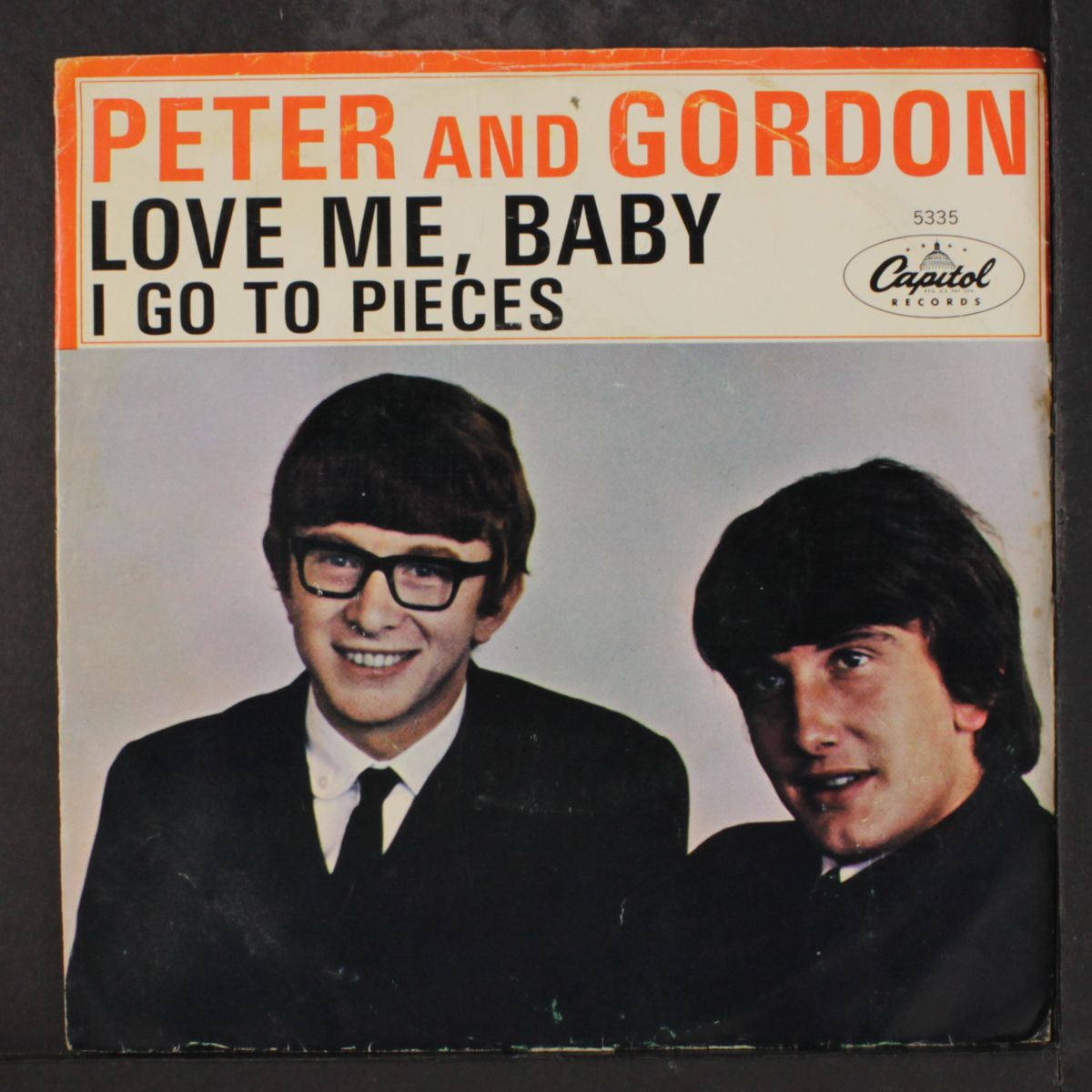 i go to pieces / love me baby by PETER & GORDON