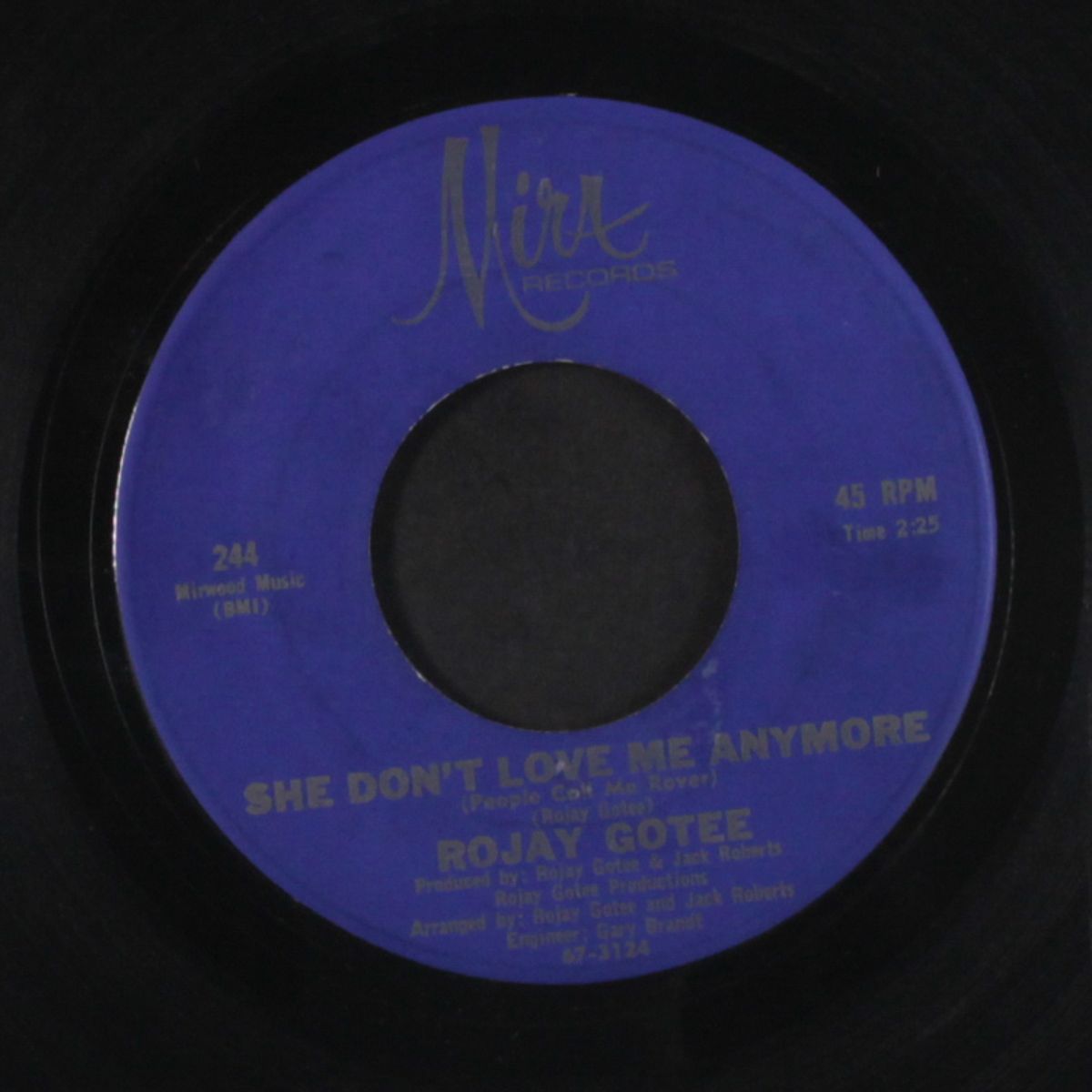she don't love me anymore by ROJAY GOTEE