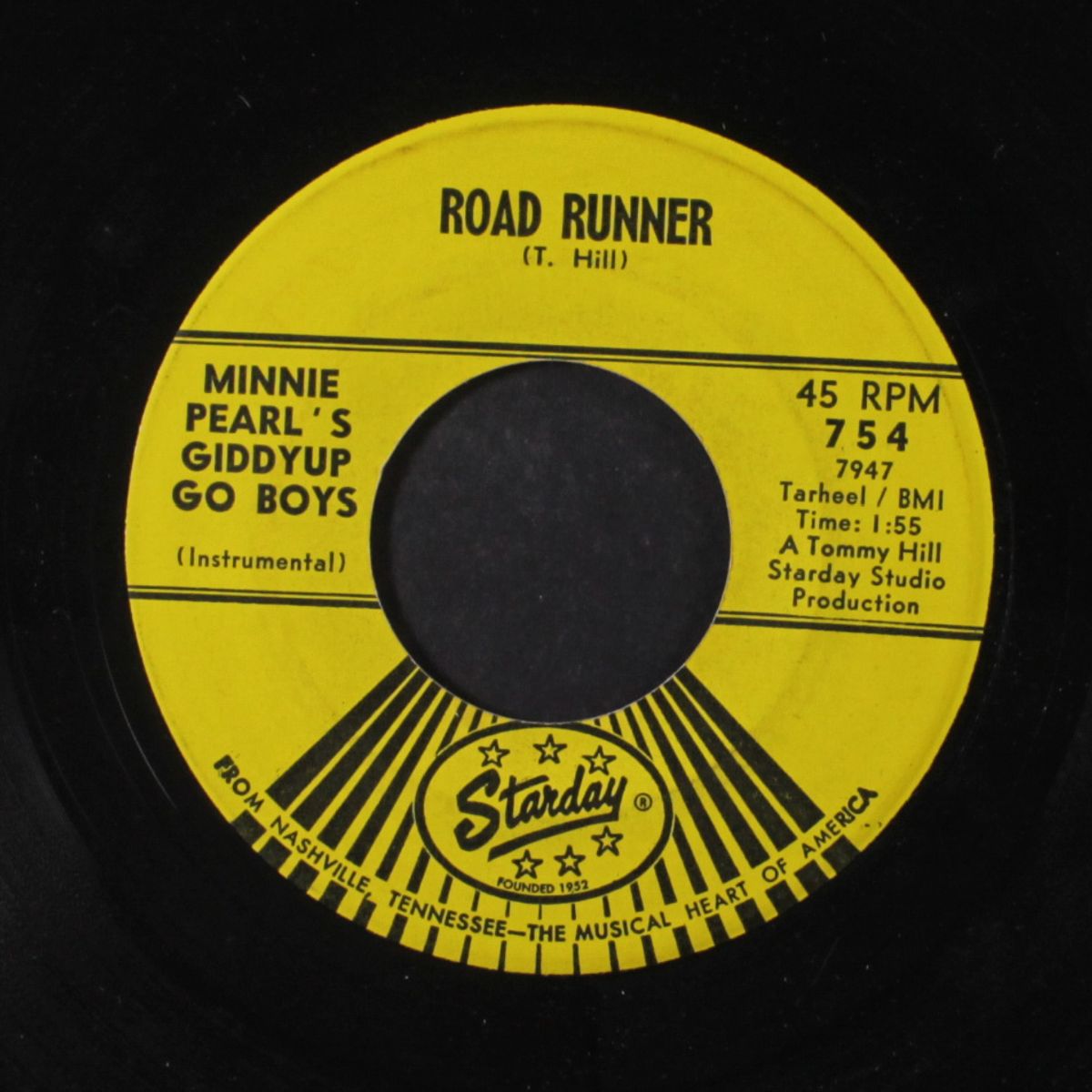 giddyup go - answer by MINNIE PEARL