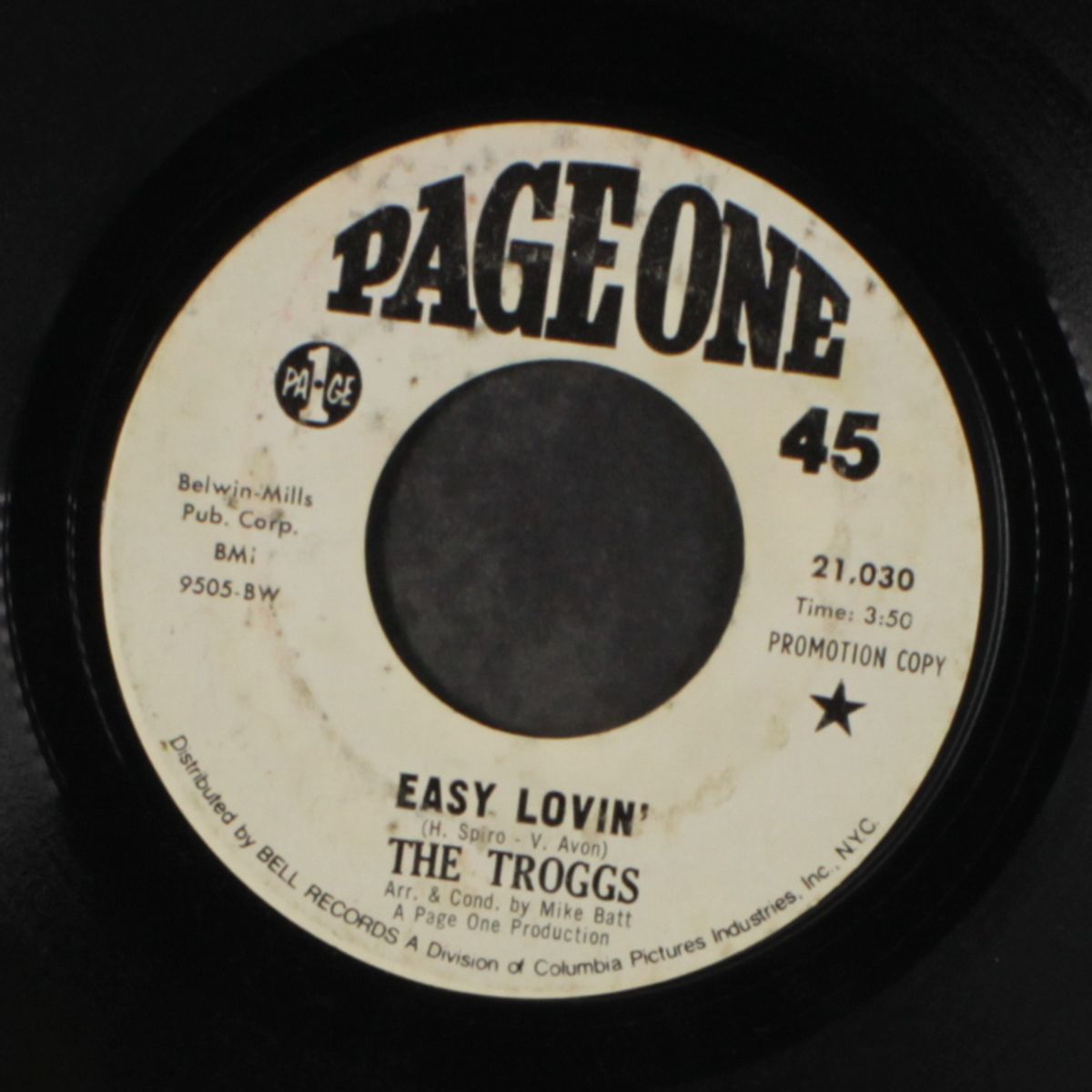 easy loving / give me something by TROGGS