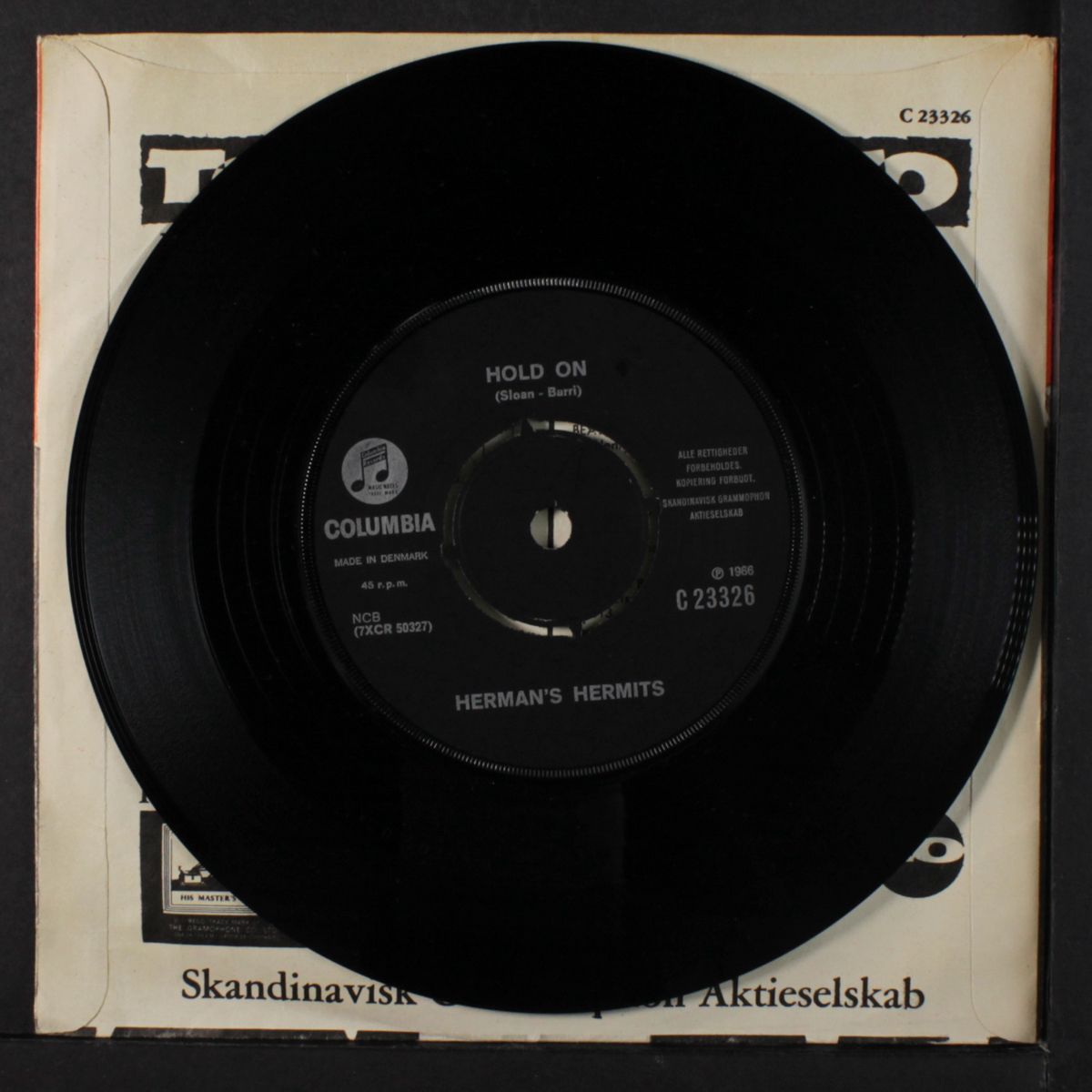 dandy / hold on by HERMAN'S HERMITS