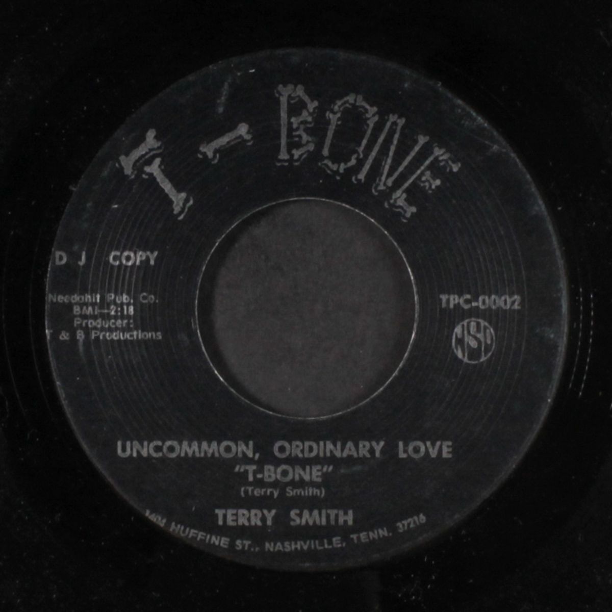 uncommon, ordinary love / the little brown dog and the little green fr by TERRY SMITH