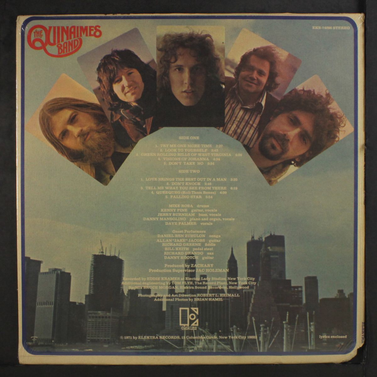 the quinaimes band by QUINAIMES BAND