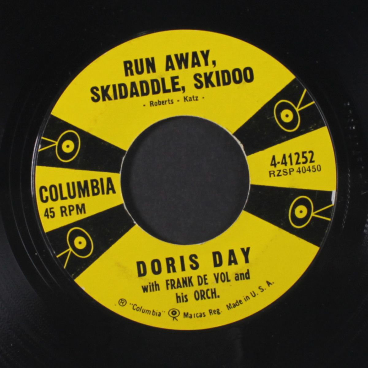 tunnel of love / run away, skidaddle, skidoo by DORIS DAY