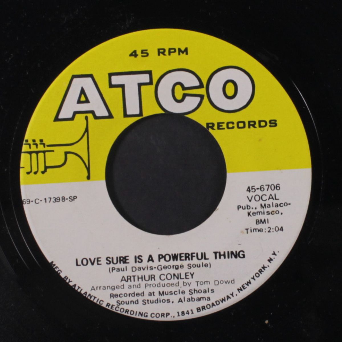 star review / love sure is a powerful thing by ARTHUR CONLEY
