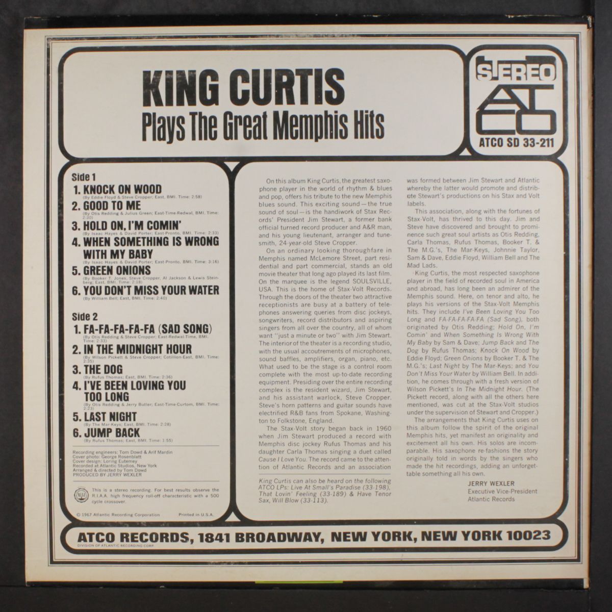 plays the great memphis hits by KING CURTIS