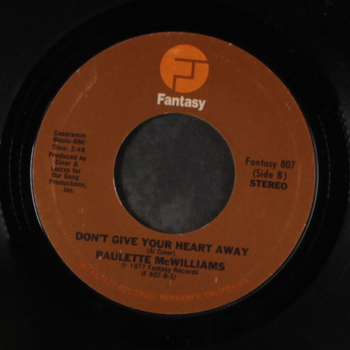don't let love go / don't give your heart away by PAULETTE MCWILLIAMS
