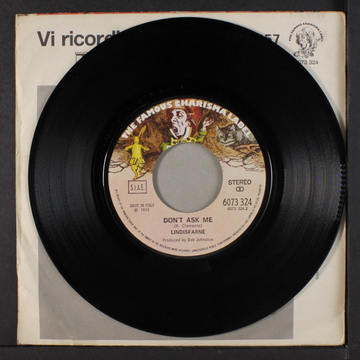 court in the act / don't ask me by LINDISFARNE