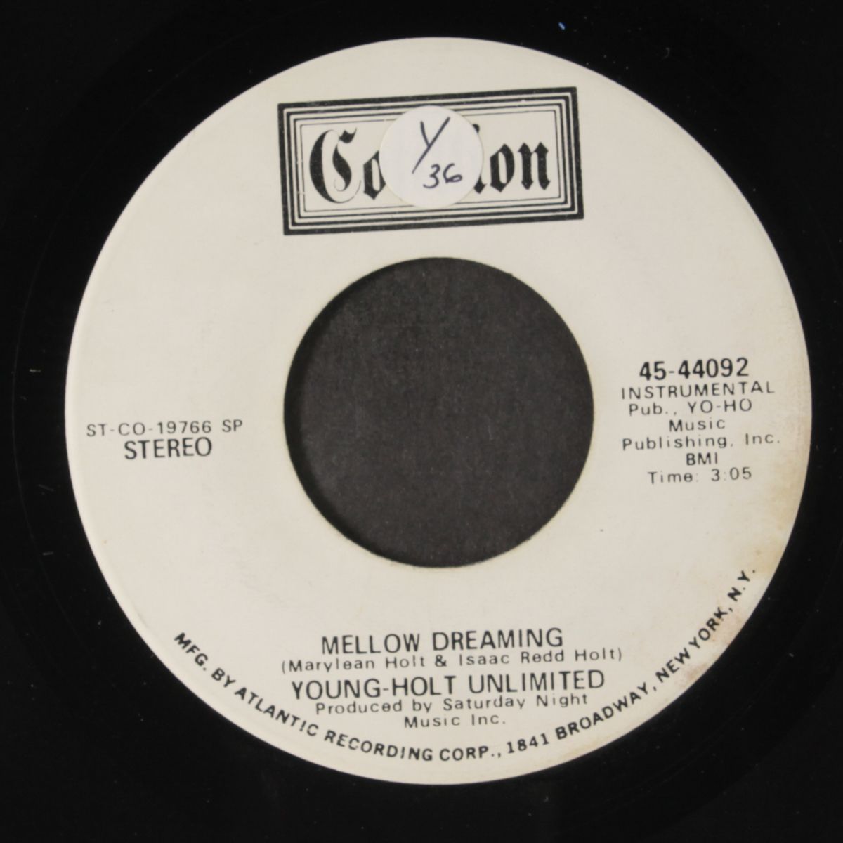 mellow dreaming / mono by YOUNG-HOLT UNLIMITED