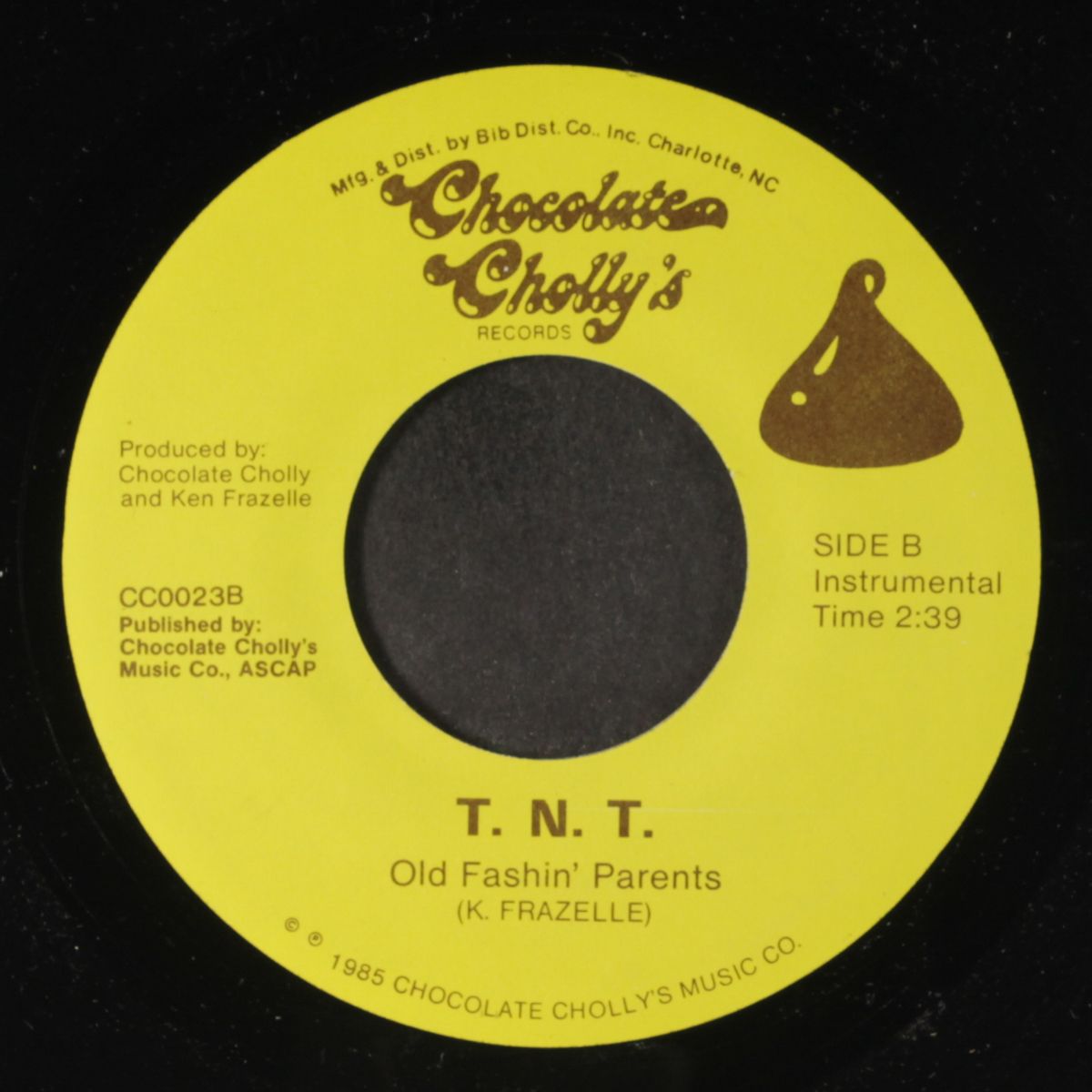 old fashin' parents / instro by T.N.T.