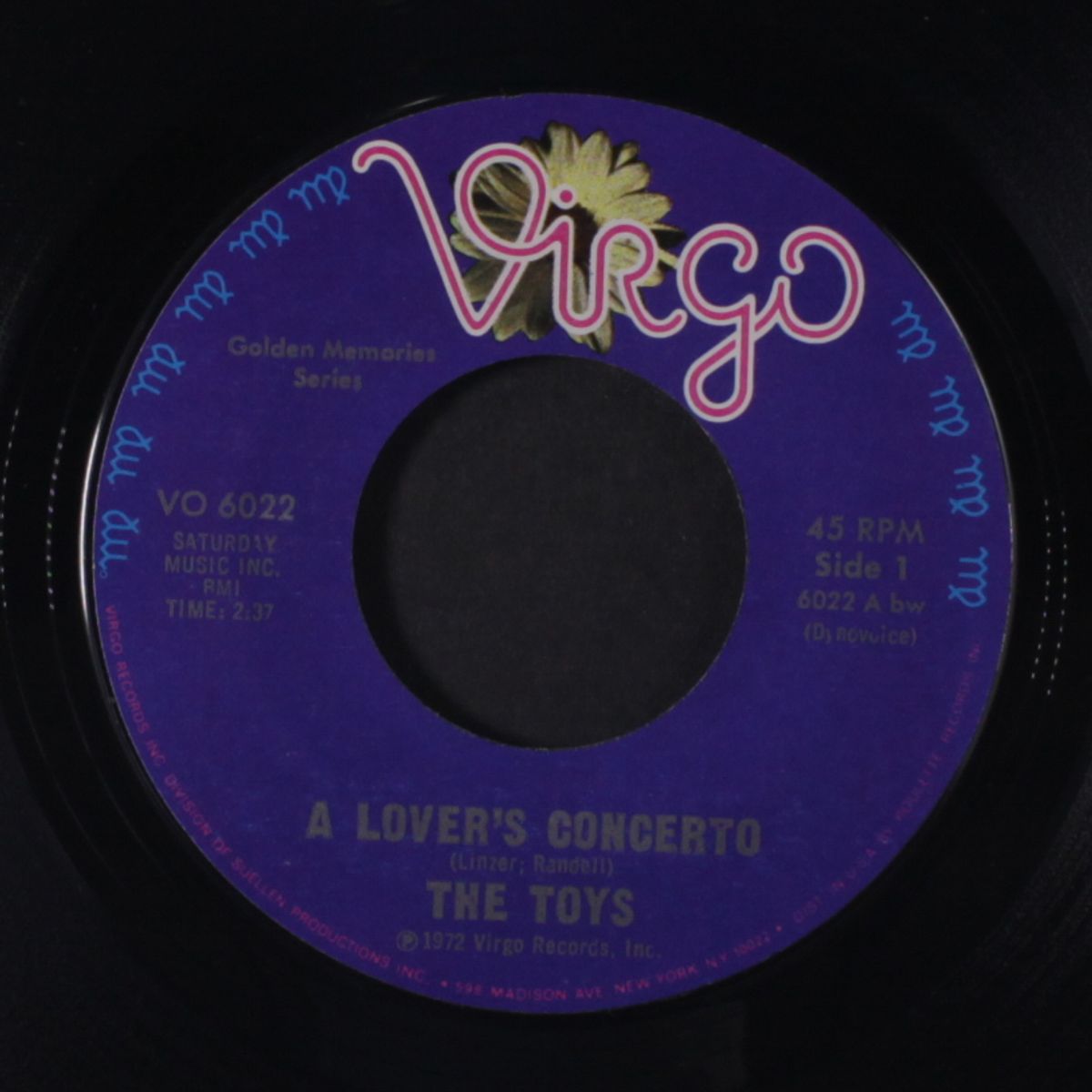 a lover's concerto / attack by TOYS