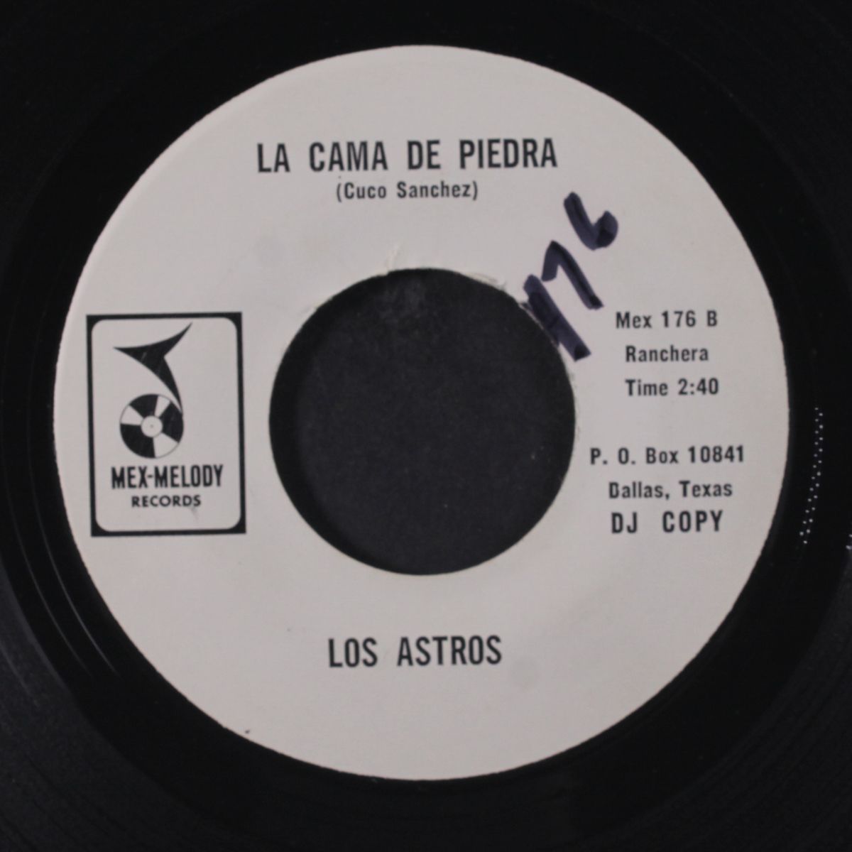corazon no es hora de llorar / la cama de piedra by ORQUESTA LOS ASTROS