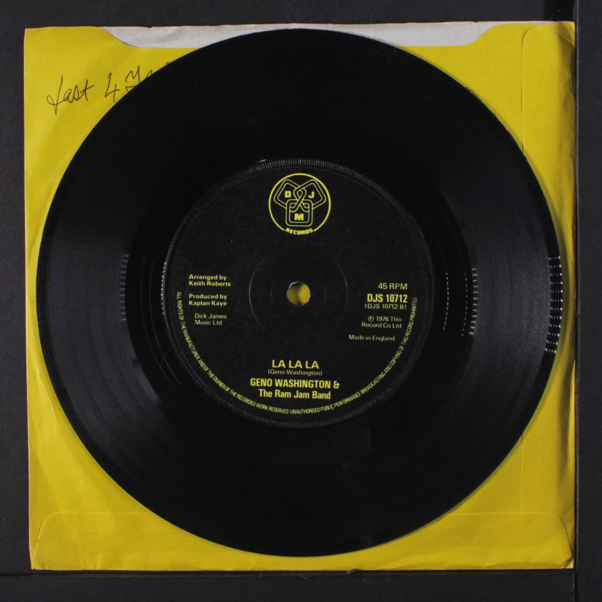 your love keeps haunting me / la la la by GENO WASHINGTON