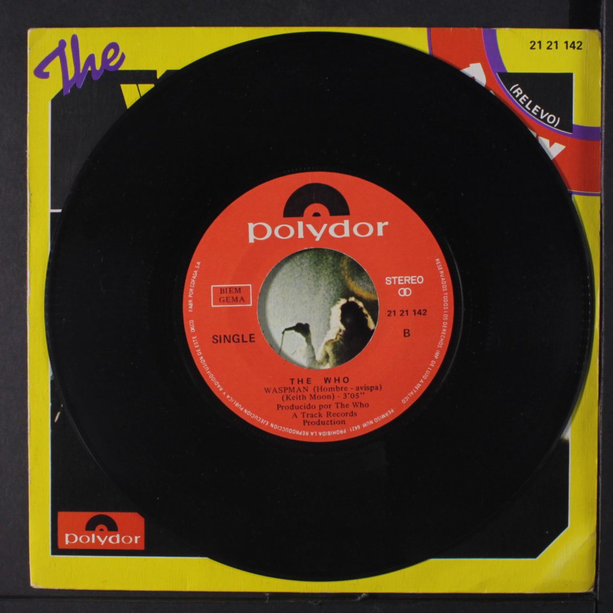relay / wasp man by WHO
