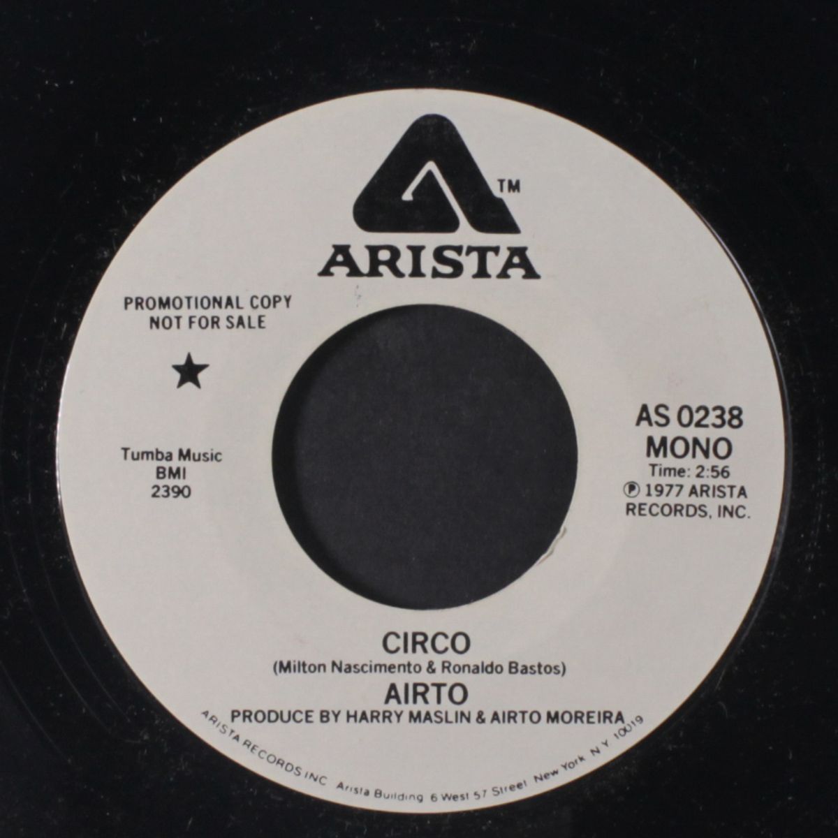 circo / mono by AIRTO