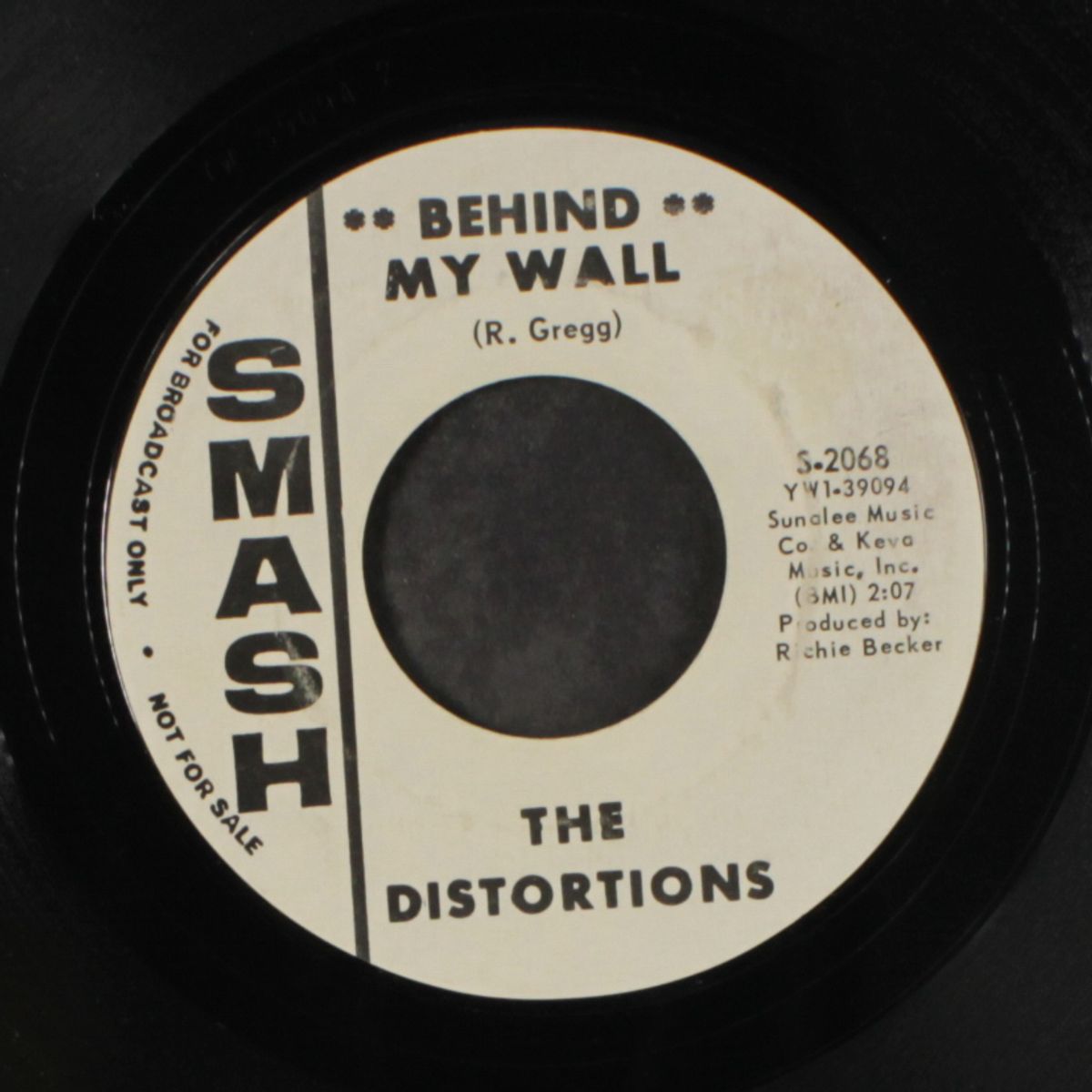 behind my wall / a love that loves you by DISTORTIONS