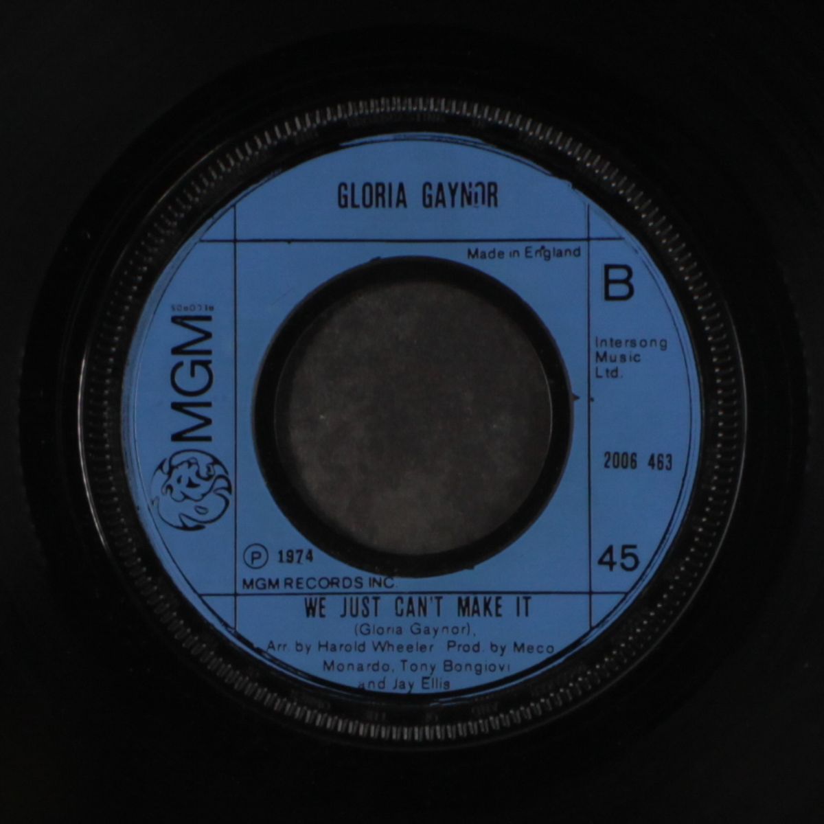 never can say goodbye / we just can't make it by GLORIA GAYNOR