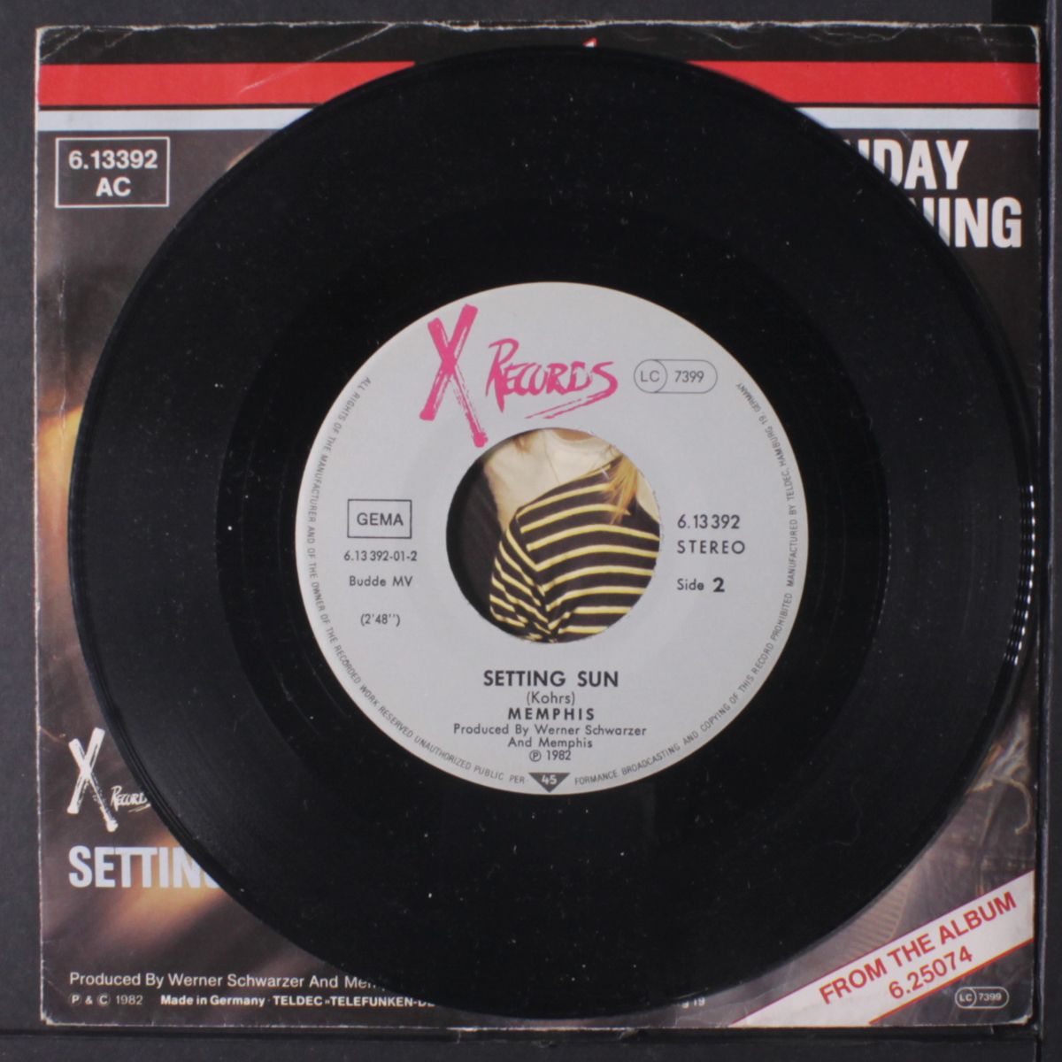 monday morning / setting sun by MEMPHIS
