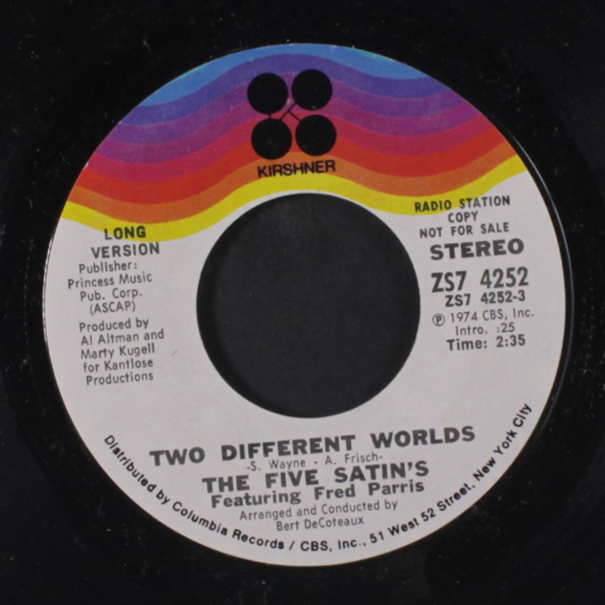 two different worlds / short by FIVE SATINS