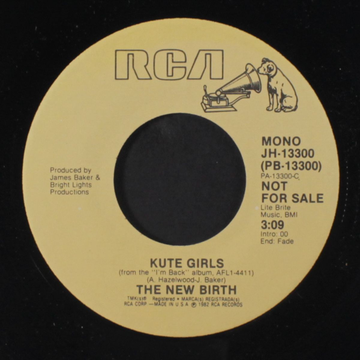 kute girls / mono by NEW BIRTH