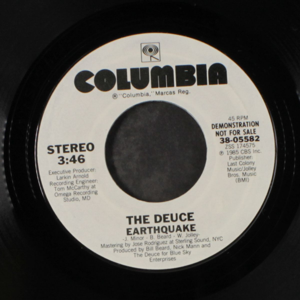 earthquake / same by DEUCE