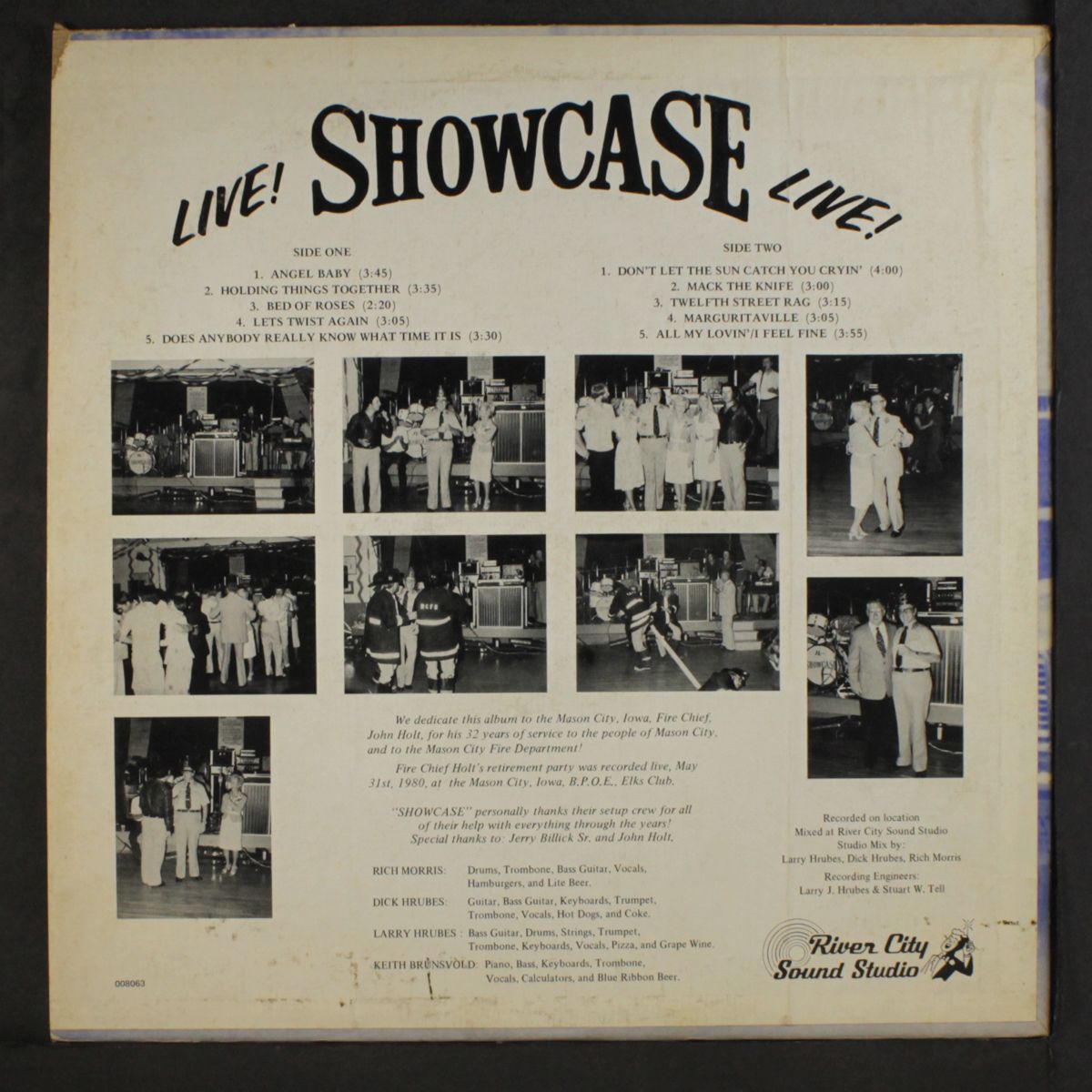 live by SHOWCASE