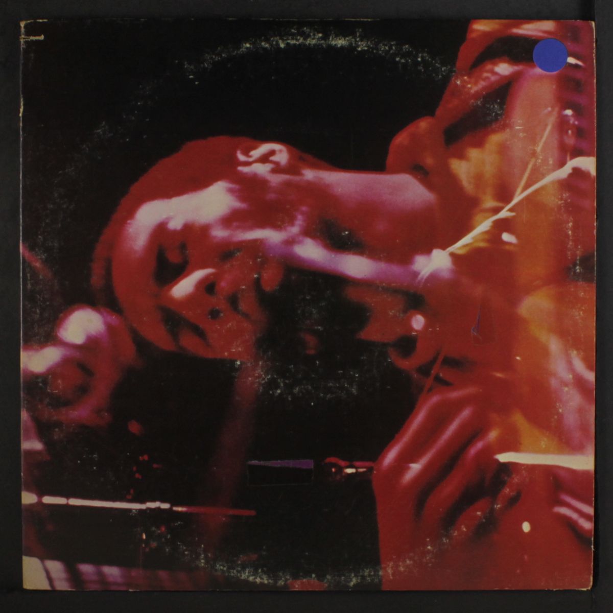 richie havens on stage by RICHIE HAVENS