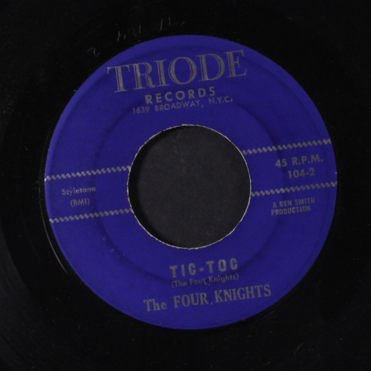 la la / tic toc by FOUR KNIGHTS