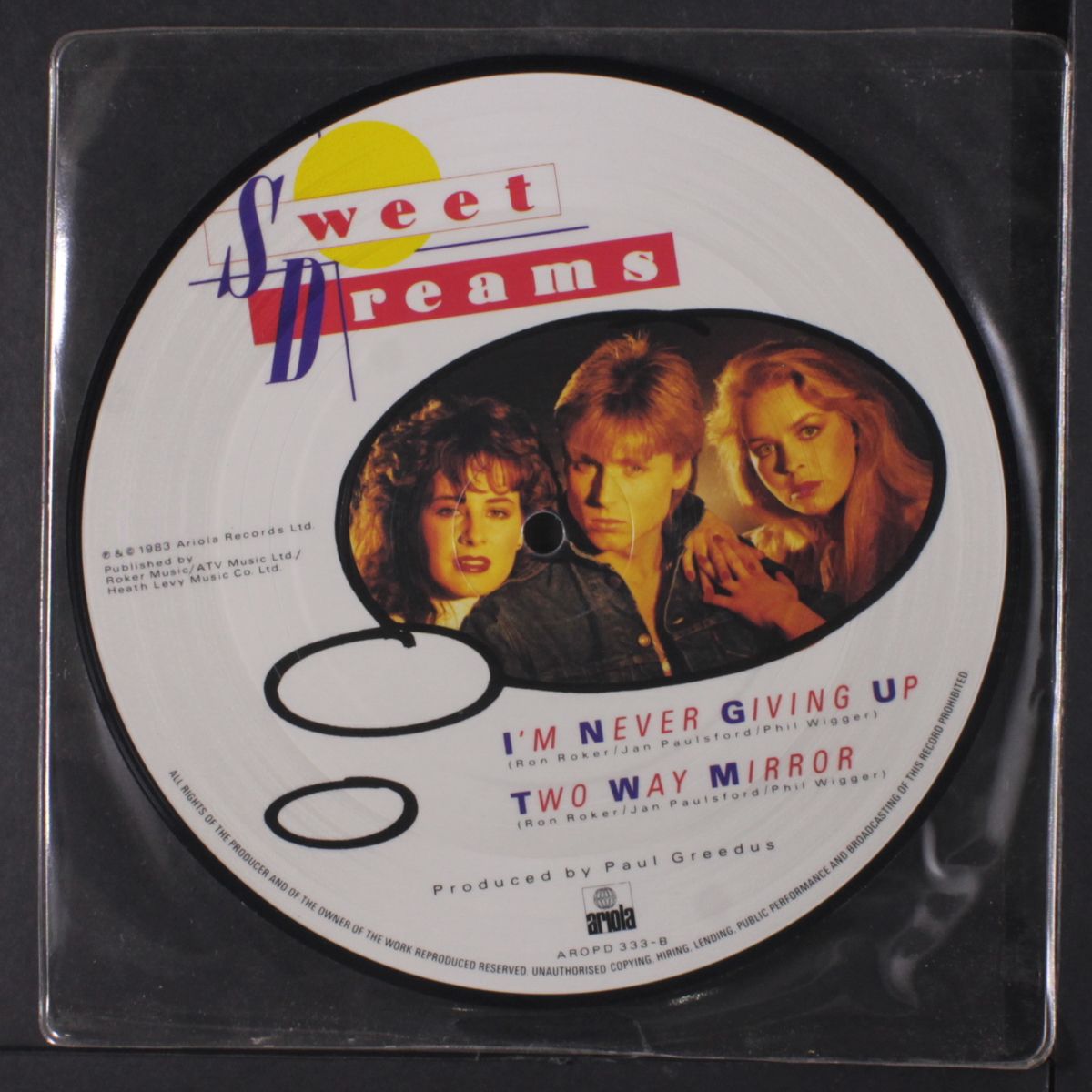 i'm never giving up / two way mirror by SWEET DREAMS