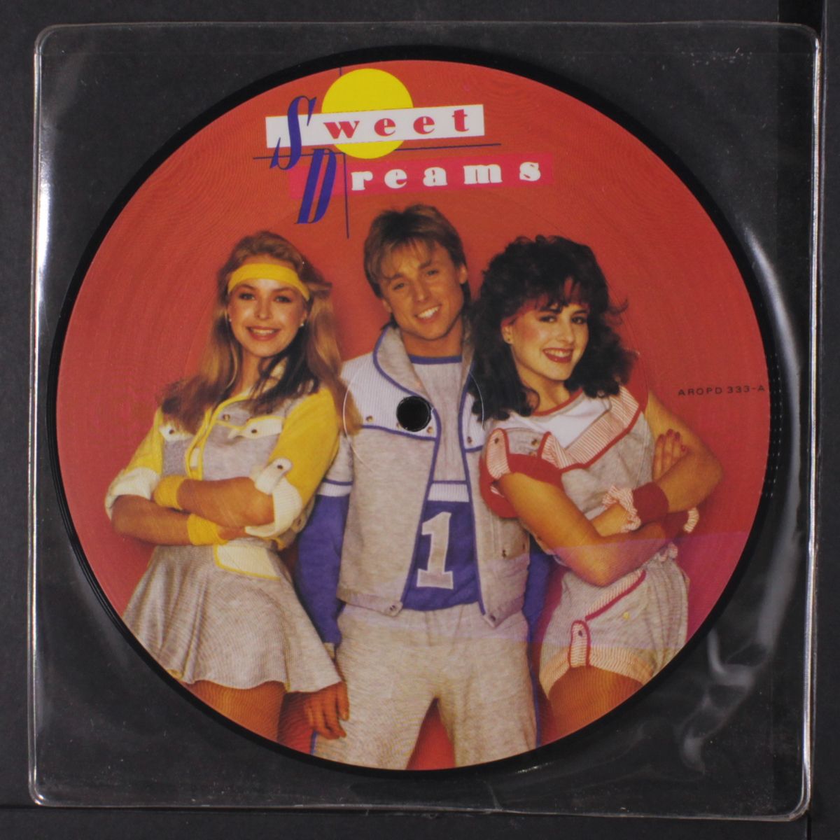i'm never giving up / two way mirror by SWEET DREAMS