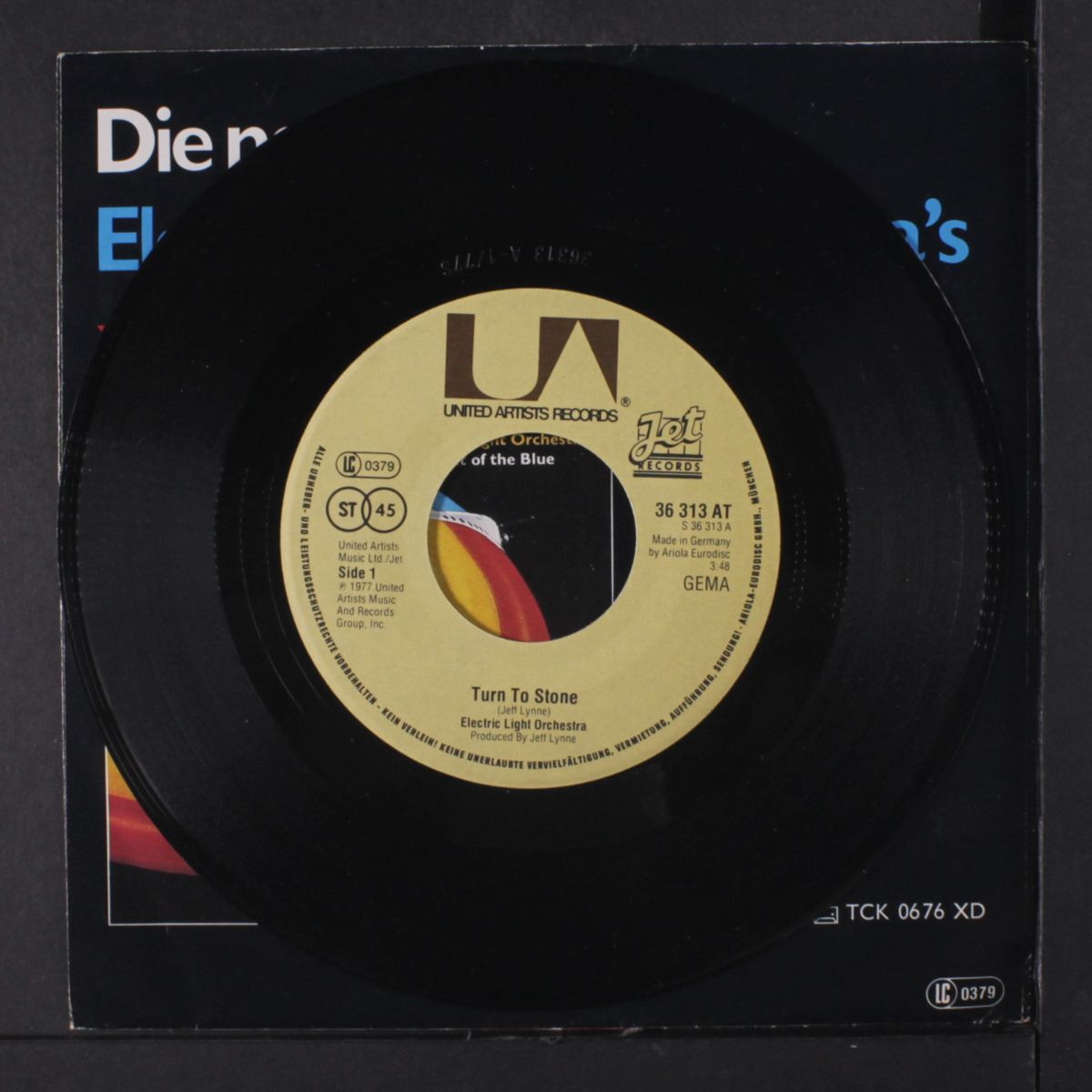 turn to stone / mister kingdom by ELECTRIC LIGHT ORCHESTRA