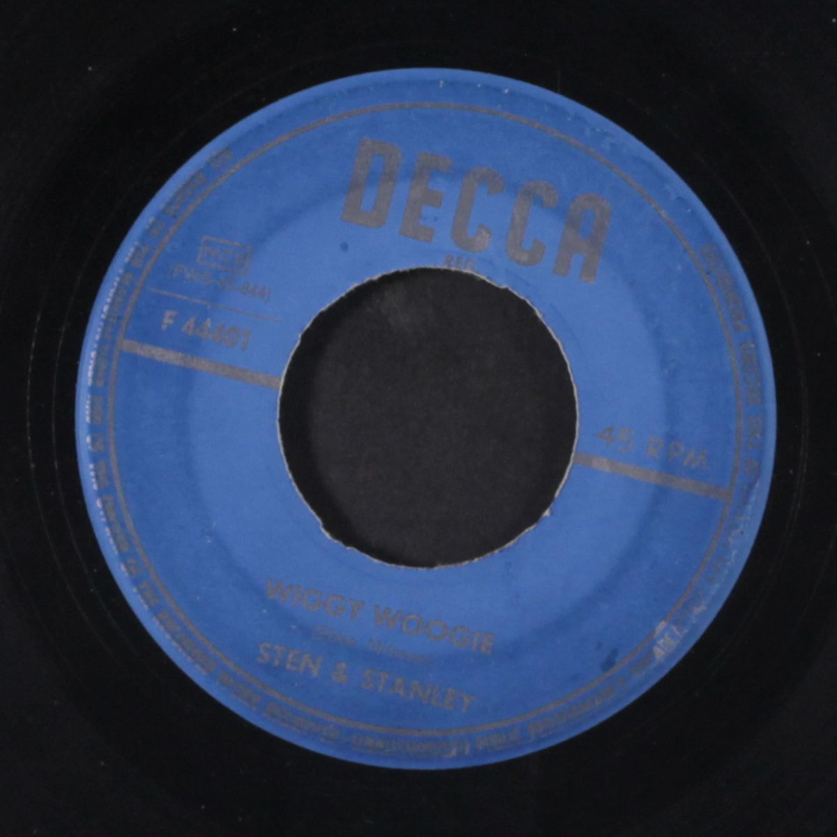the guns of bofors / wiggy woogie by STEN & STANLEY