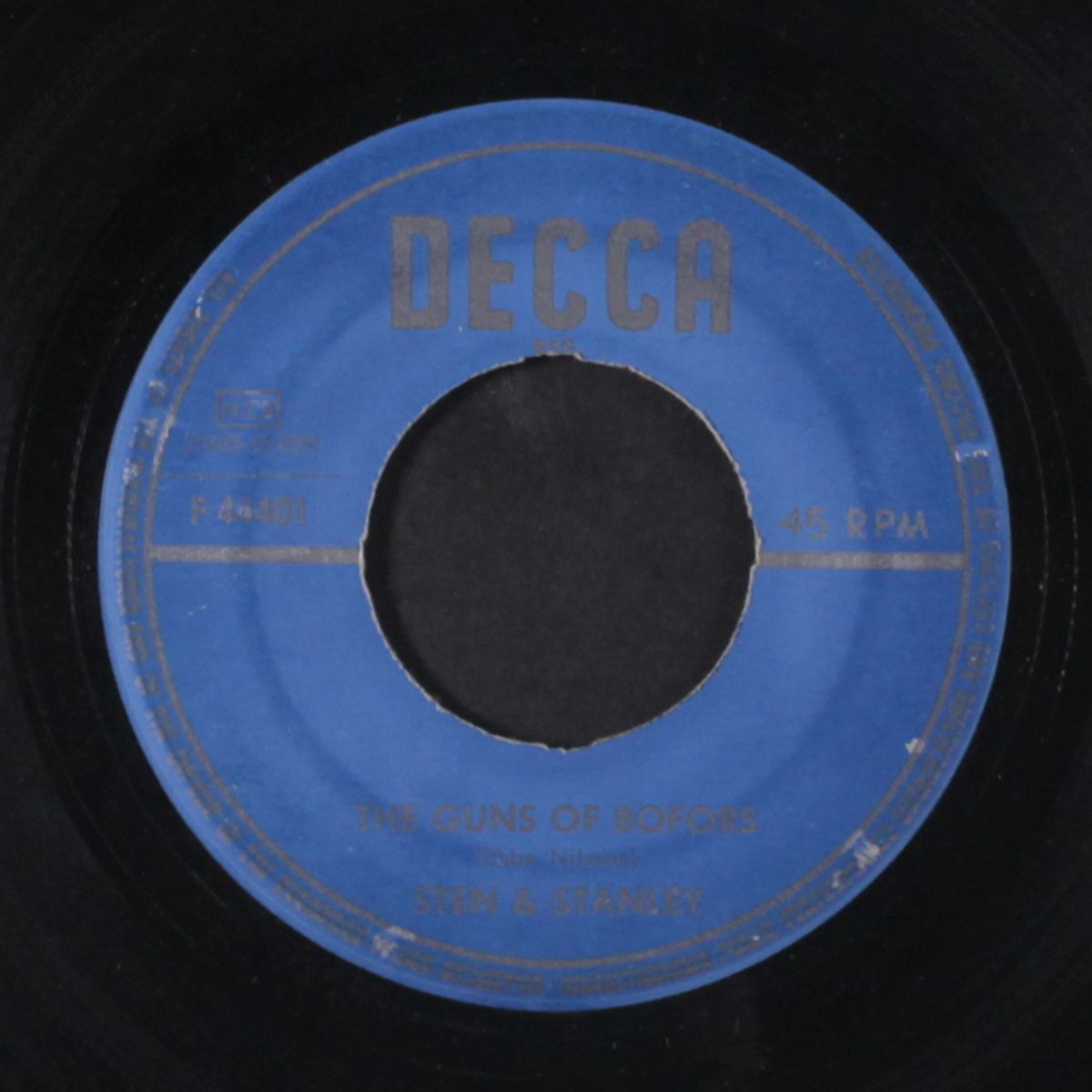 the guns of bofors / wiggy woogie by STEN & STANLEY