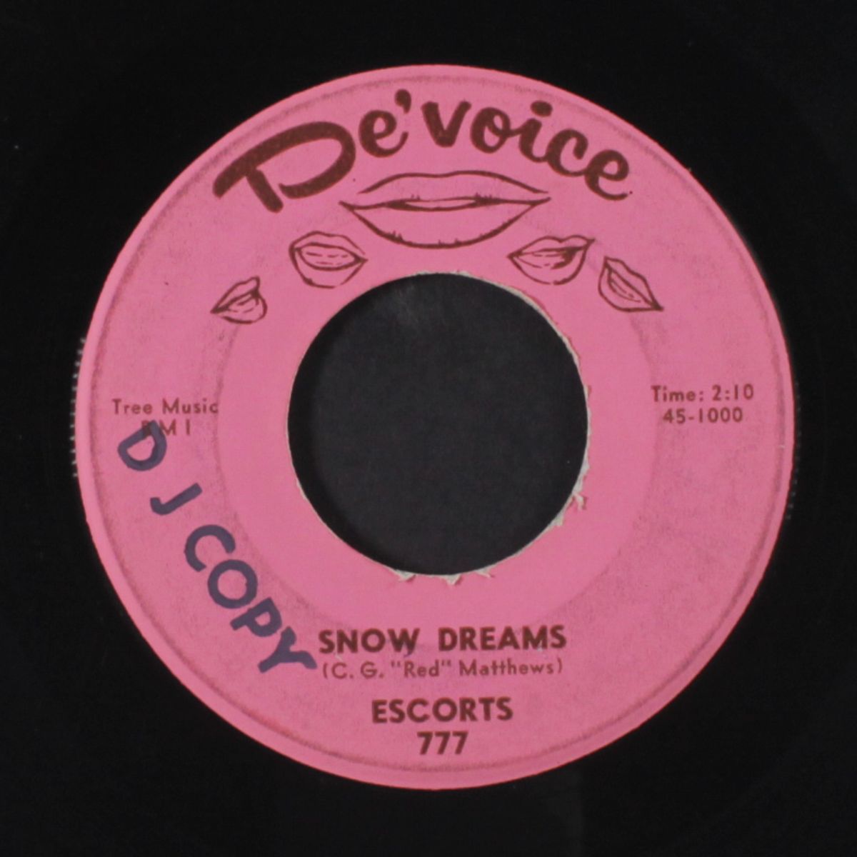 misty eyes / snow dreams by ESCORTS
