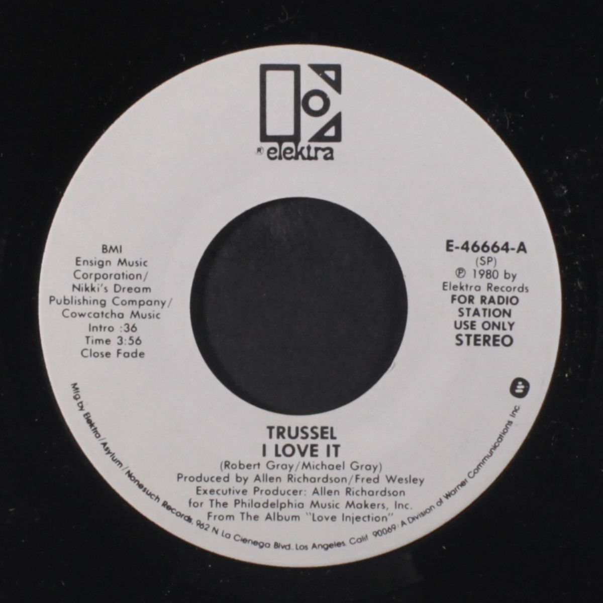 i love it / mono by TRUSSEL