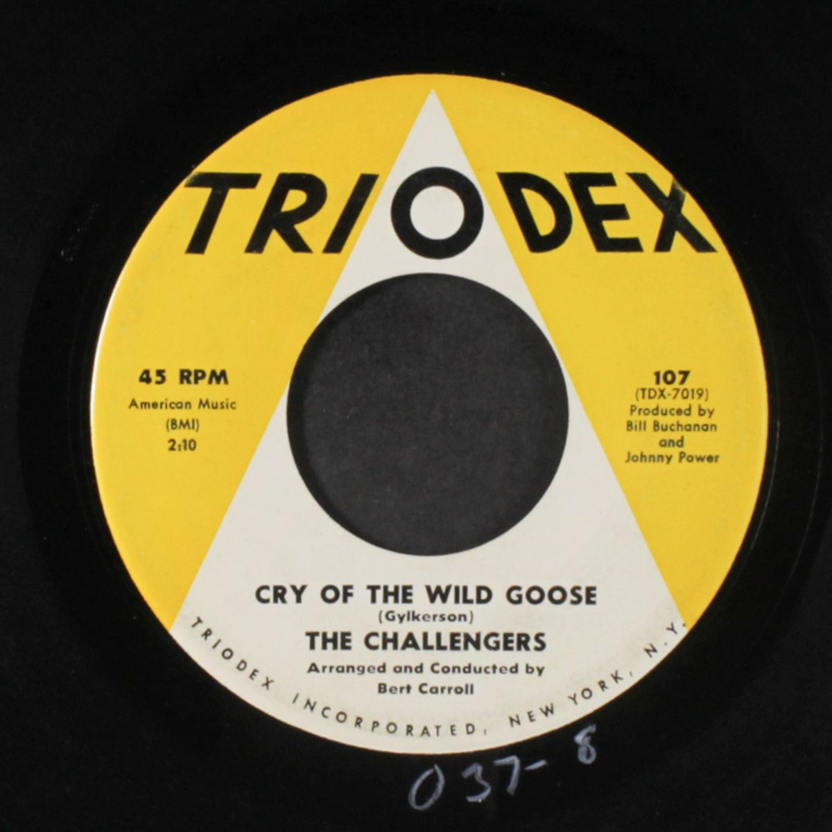 deadline / cry of the wild goose by CHALLENGERS